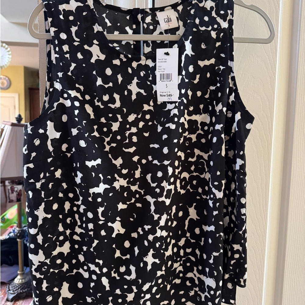 CAbi Monochrome Floral Sleeveless Top
